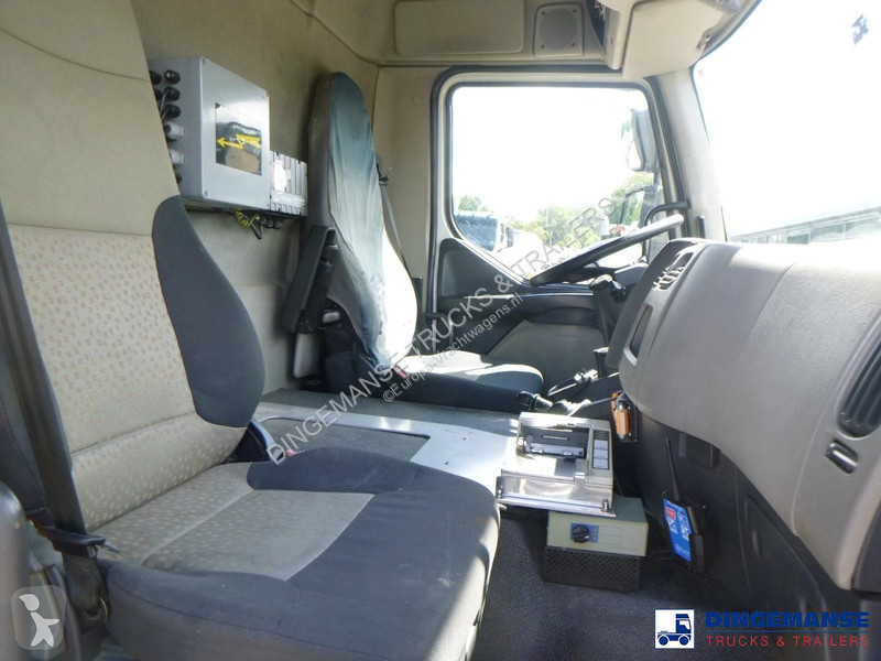 شاحنة Renault 270 4x2 fuel tank 13.7 m3 / 4 comp