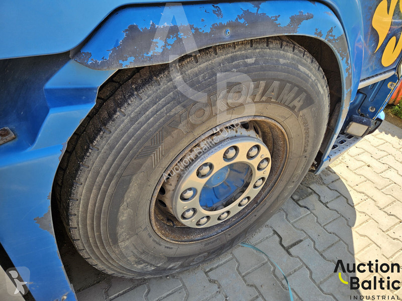 Betonárske zariadenie Volvo 480 8X4