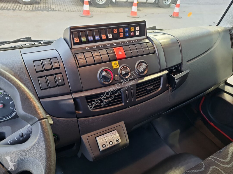Lastbil Iveco 180E300