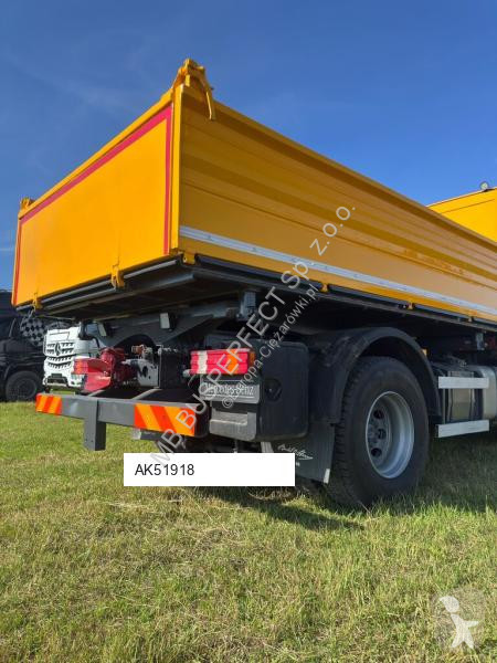 شاحنة Mercedes Pk12002