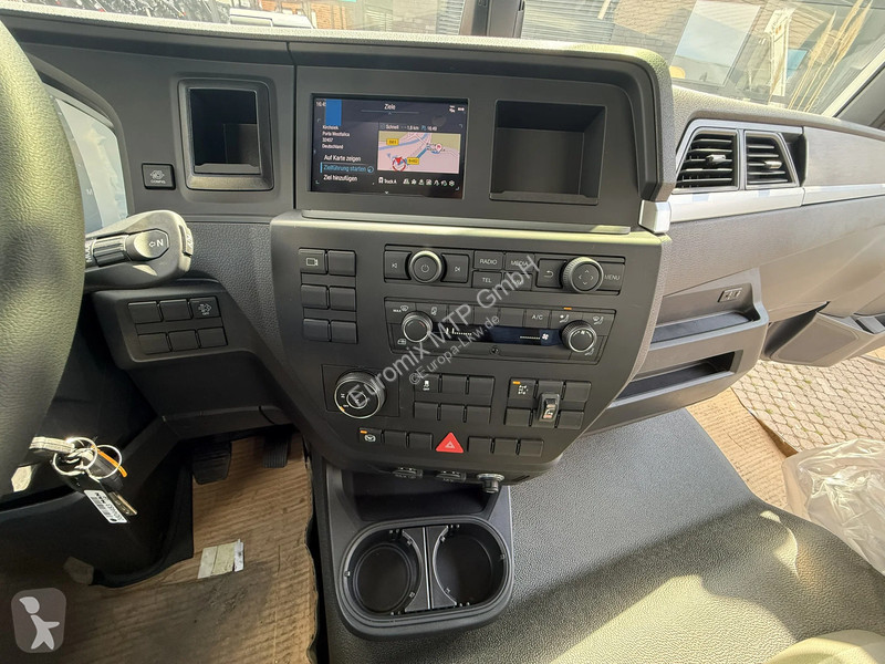شاحنة MAN TGM TGM 4x2 BB EuromixMTP HIAB 138-3