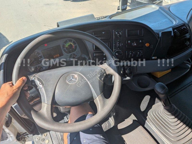Kamion Mercedes 1841 / 4X4 ALLRAD / Kipper+Kran...