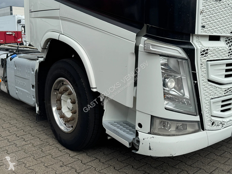 Volvo 500 6x2*4 WB 4.80 Globetrotter VIN KA truck