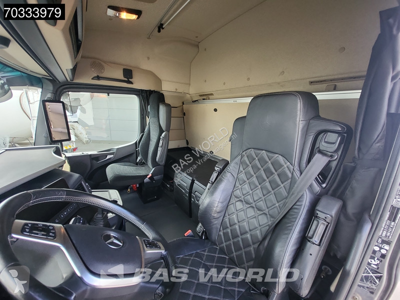 Kamion Mercedes 3763 8X4 Holztransport timber...