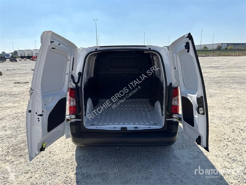 Camión Toyota Proace CITY 1.5D 100CV S&S MT L2...