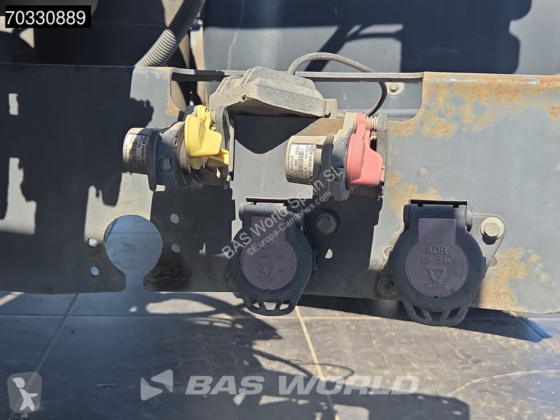 Грузовик Volvo 320  4X2 19.5tons BDF truck...