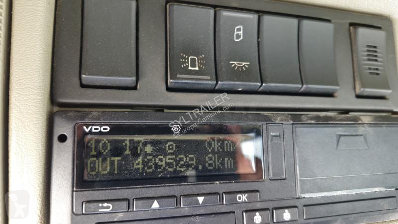 Camión Volvo 450