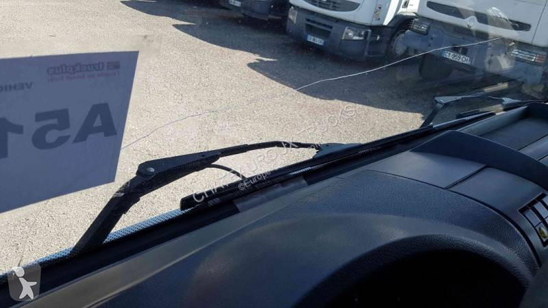 Iveco 120 E 28 tector truck