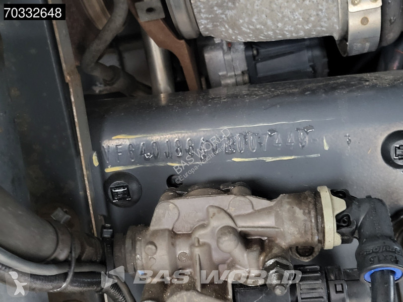 Kamion Renault D 280 D 4X2 Carrier Supra...