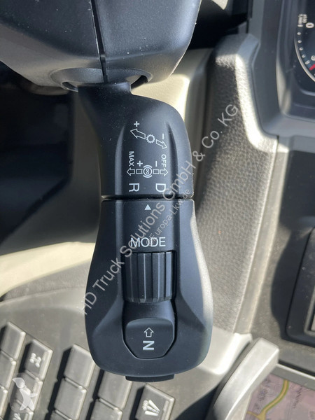 Lastbil MAN 26.520 MAN  26.520 6X2-4 LL CC Euro...