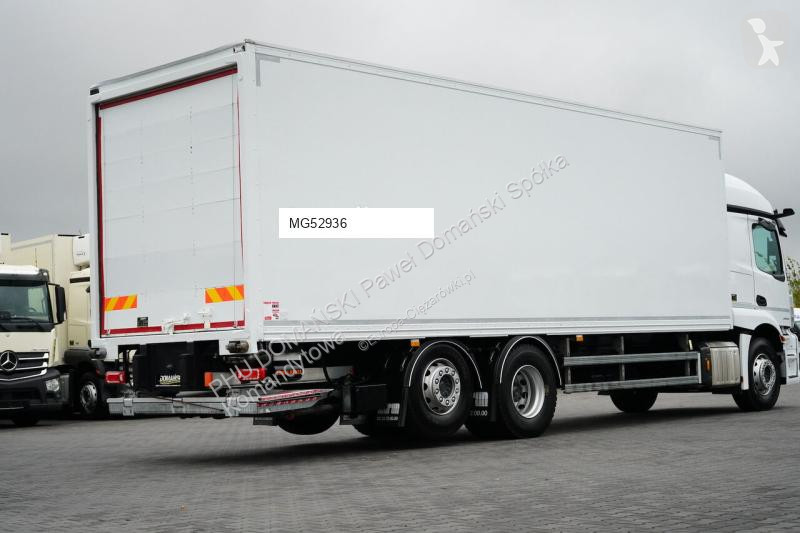 Kamion Volvo FM / 380 / EURO 6 / CHŁODNIA +...