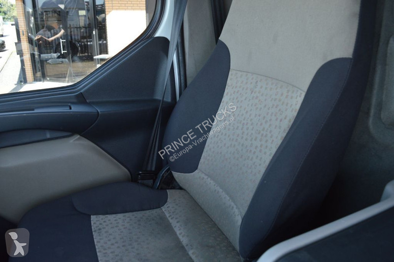 Vrachtwagen Renault 270 * MANUAL * EURO5 * 4X2 *