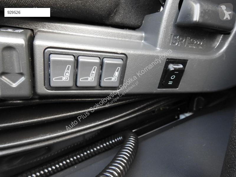 Camion Mercedes ATEGO 12.24 KONTENER WINDA 18...