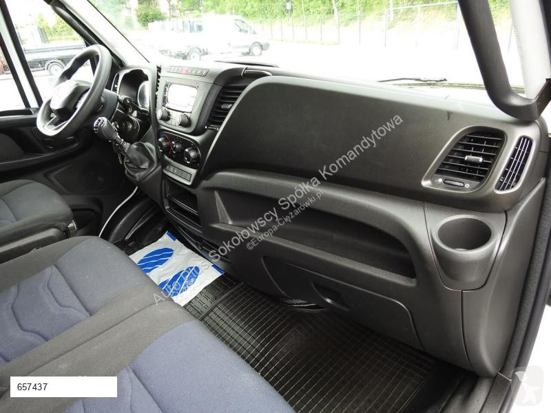 Lastbil Iveco DAILY 35C14 KONTENER 8 PALET...