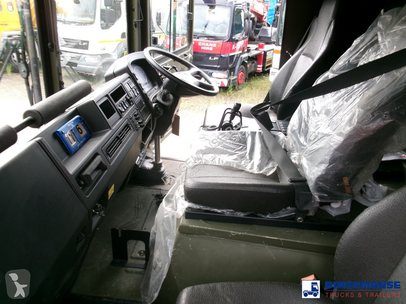Camion MAN HX 18.330 4X4 RHD fuel tank 5.5 m3