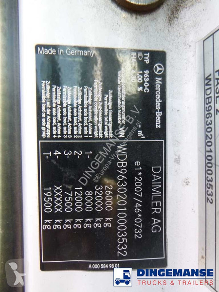 Camion Mercedes 2635 6x2 gas tank 28 m3