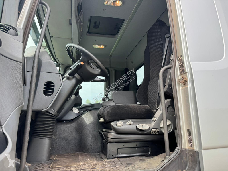 Vrachtwagen Mercedes ACTROS 4151 V8 8x8 tipper