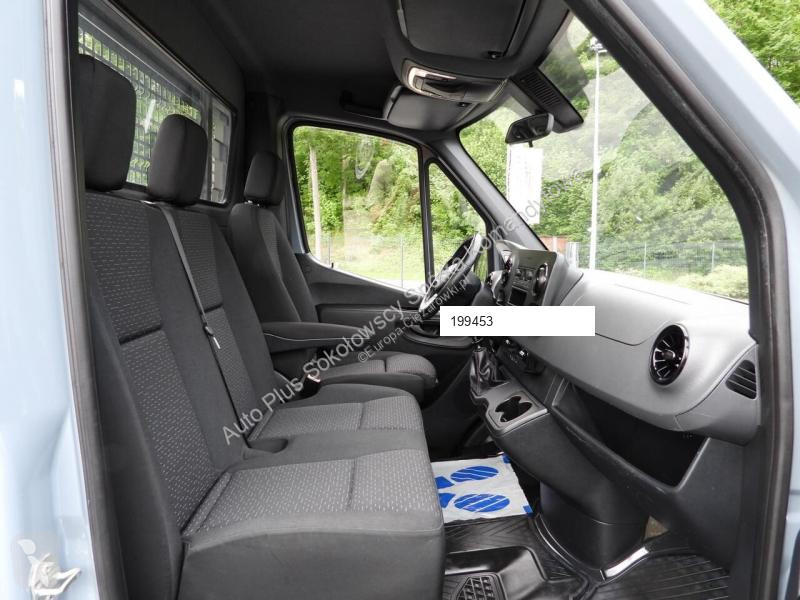 Autoutilitară Mercedes SPRINTER 315 SKRZYNIA 8...