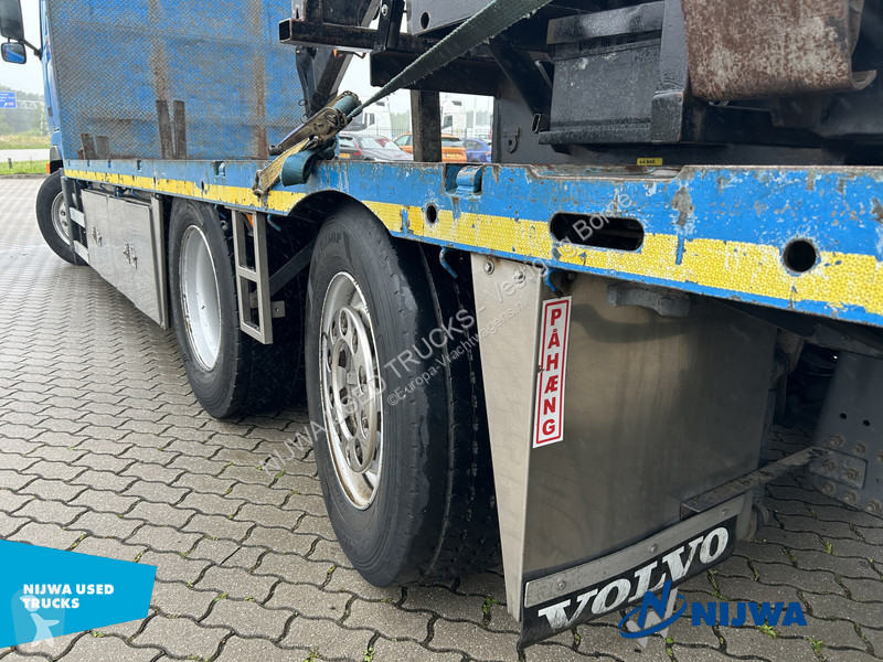 Vrachtwagen Volvo 440 6X2 Hiab 165 roller kraan