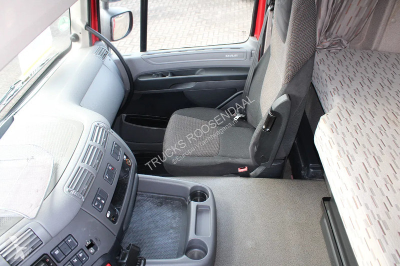 Kamion DAF 330 + 6X2 + LIFT