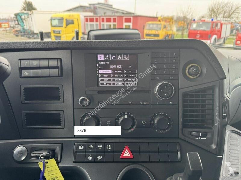 Vrachtwagen Mercedes