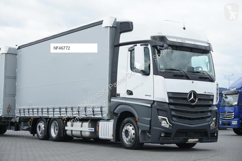 Kamion s návěsem Mercedes / TANDEM
