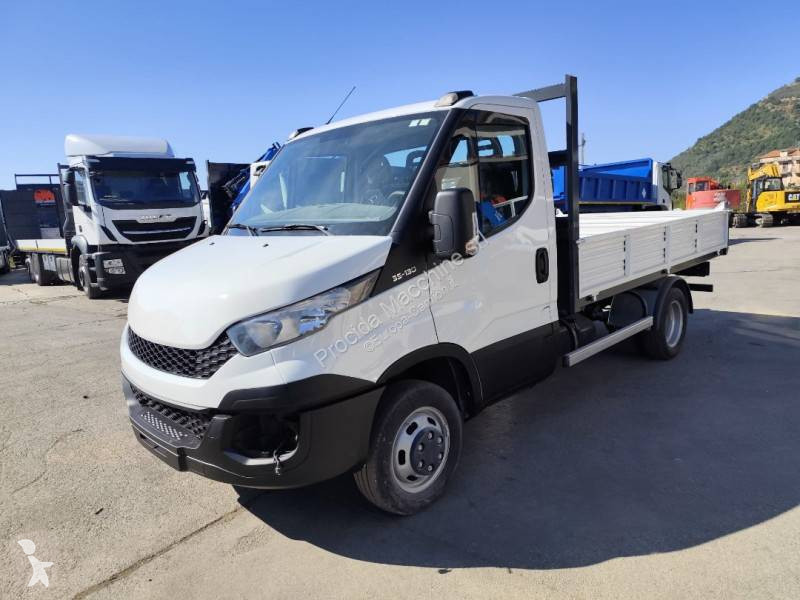 Véhicule utilitaire Iveco