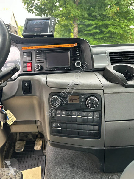 Kamion MAN 35.440 8x4*blatt*...