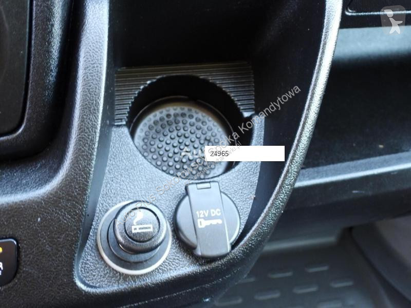 Nyttofordon Peugeot BOXER KONTENER WINDA 8...