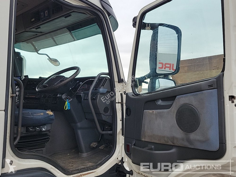 Camion Volvo FM340