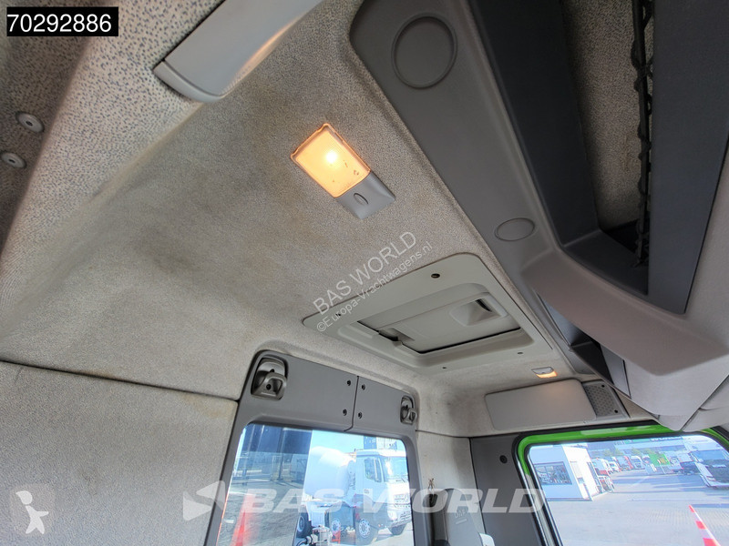Camión DAF 210 LF 4X2 MKG HLK 66 Crane Manual...
