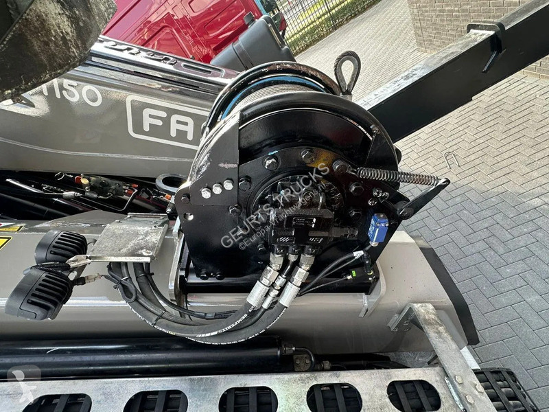 Lastbil Volvo 500 8X2F R BAKWAGEN MET FASSI...