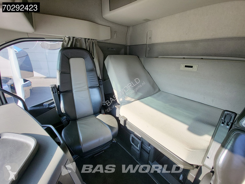 Vrachtwagen Volvo 540  6X2 Retarder Lift-Axle...