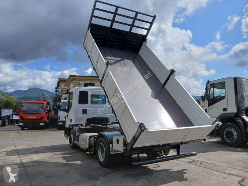 شاحنة Iveco