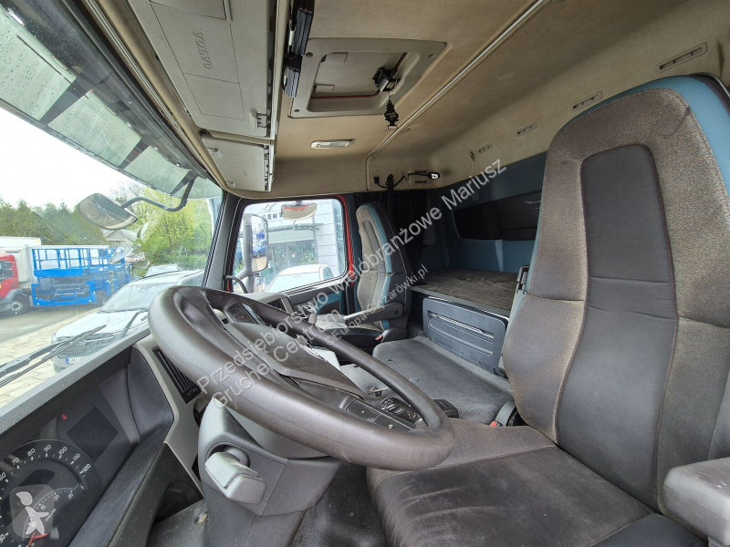 شاحنة Volvo FM 330 / HDS HIAB / 1 OWNER