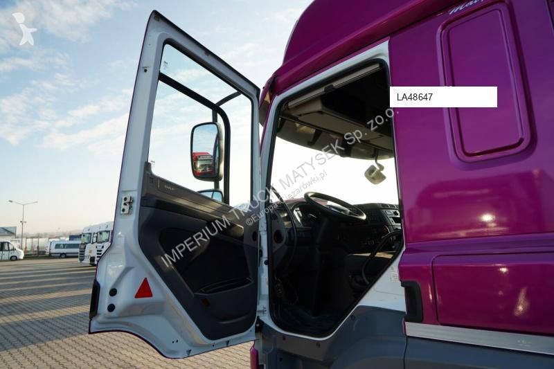 شاحنة مقطورة DAF CF 450