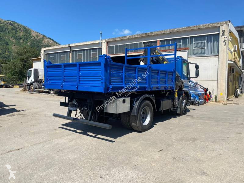 شاحنة Iveco