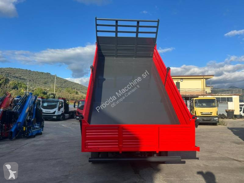 شاحنة Iveco