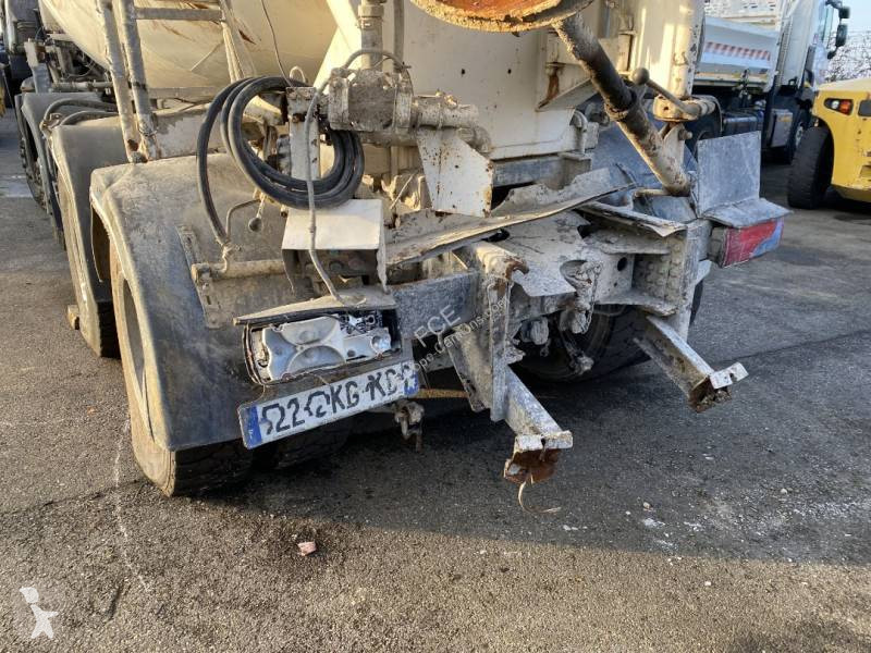 شاحنة Iveco