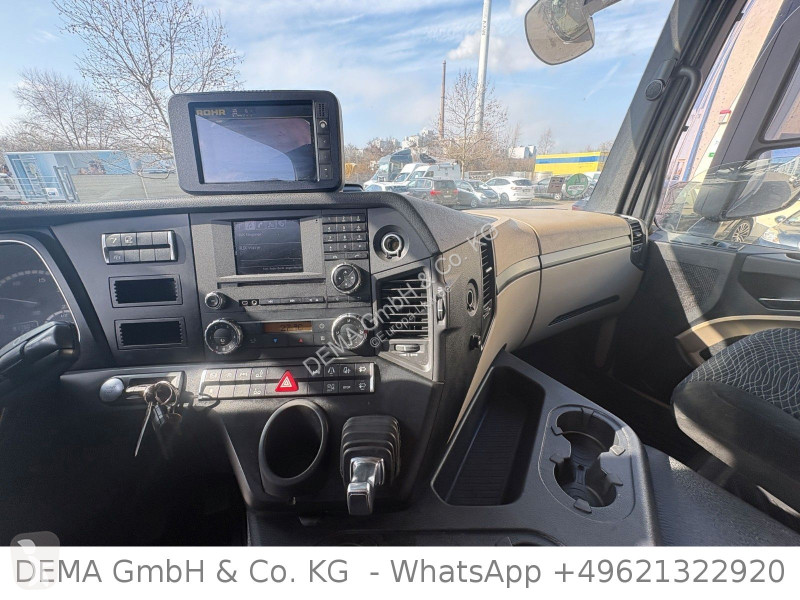شاحنة Mercedes...