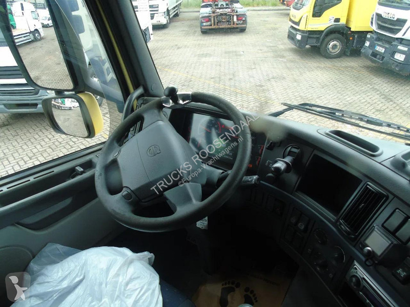 شاحنة Volvo 440 + HIAB 422 E-7 + WINCH + REMOTE...