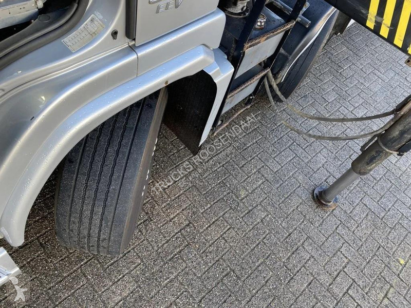 شاحنة Volvo 370 + Euro 5 + Palfinger Z-Q170...