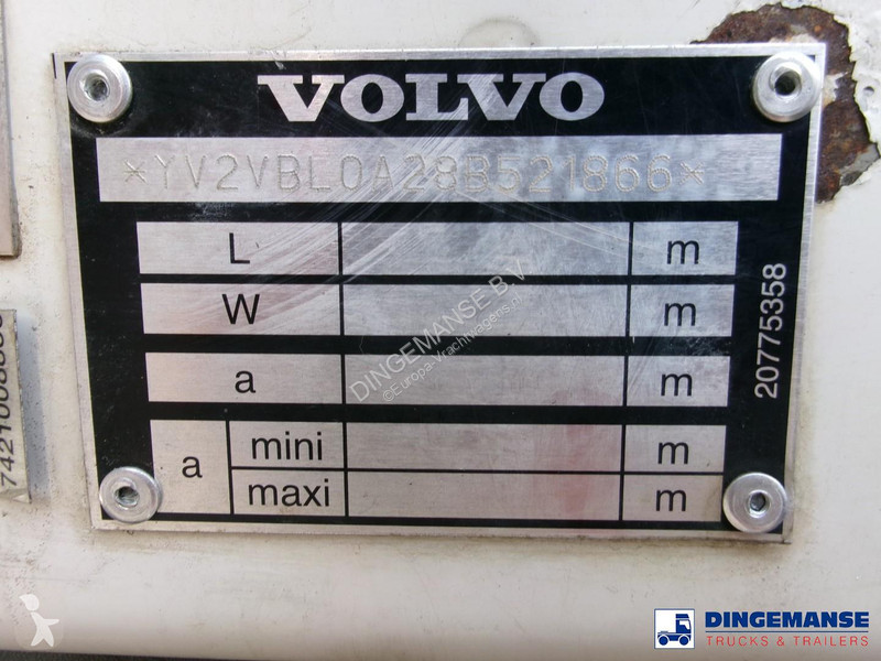 Lastbil Volvo 280 4X2 fuel tank 13.6 m3 / 4...