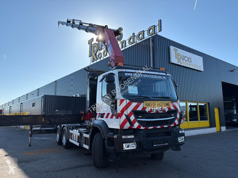 شاحنة Iveco 420 X-WAY + HMF 5020K-RCS 6x...