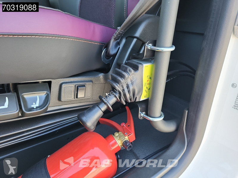 شاحنة Volvo 500 8X6 NEW! 20m3 Wielton...