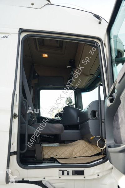 شاحنة Scania R 420 / 4X2 / CHŁODNIA / SOLÓWKA...