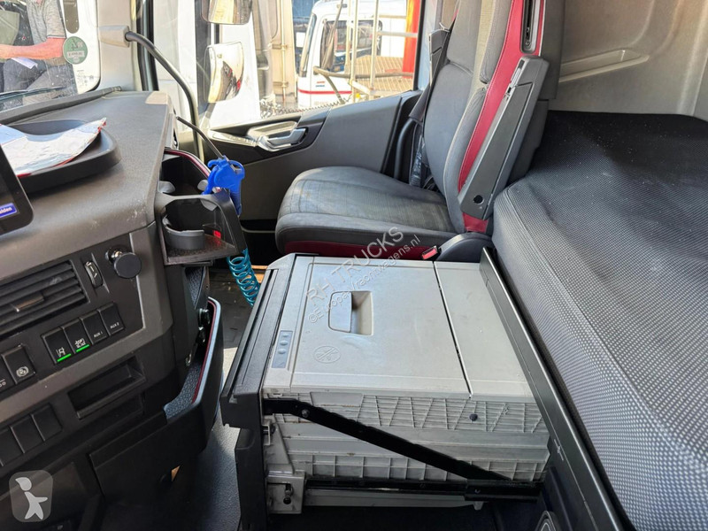 شاحنة Volvo 6X2 EURO 6 LIFTAS + DRACO TRAILER +...