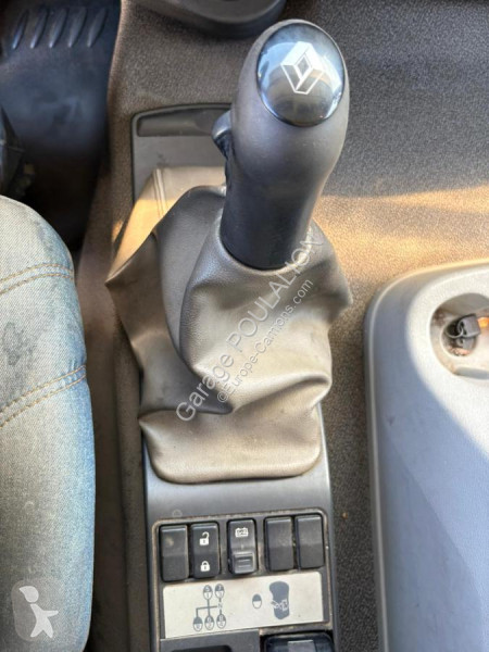 شاحنة Renault CIT. MAGYAR CARB LEG 15000L 5...
