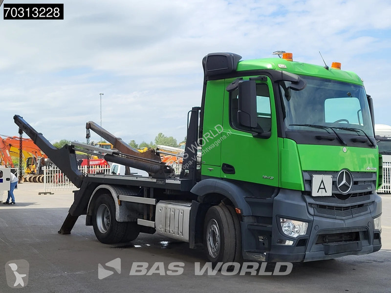 شاحنة Mercedes 1843 4X2 14 tons Hyvalift...