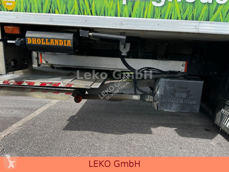 شاحنة Renault D  14.240 Mit Carrier Supra